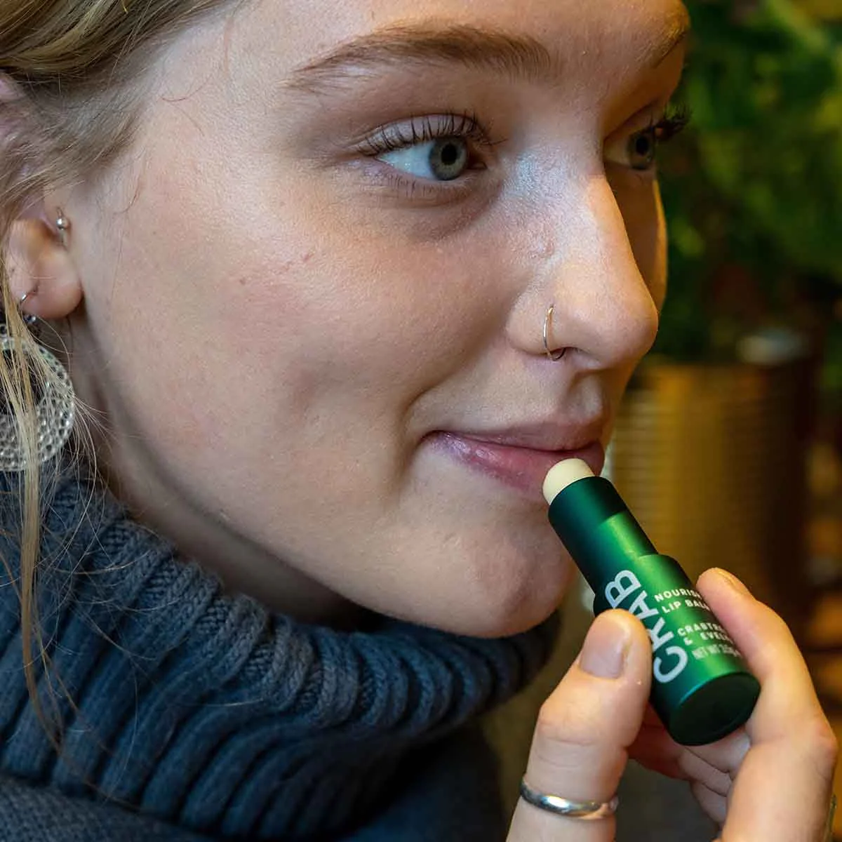 Nourish + Renew Lip Balm 3.5g - Image 2