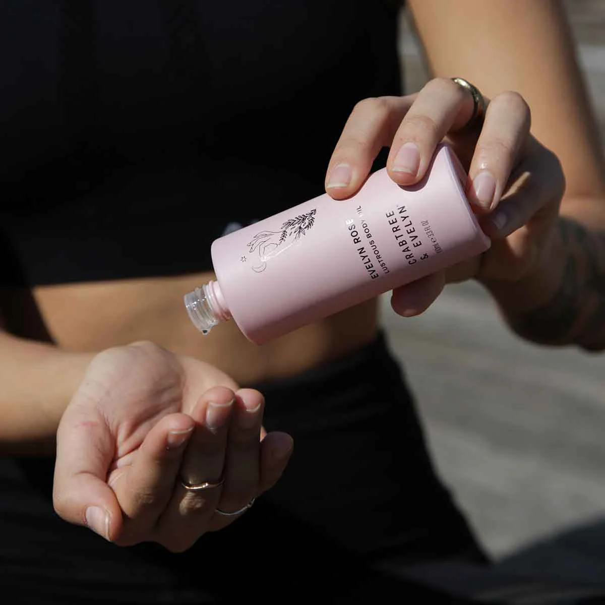 Lustrous Body Oil - 100ml - Image 4