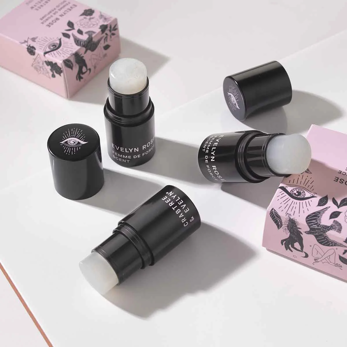 Femme De Force Solid Perfume - 4g - Image 4