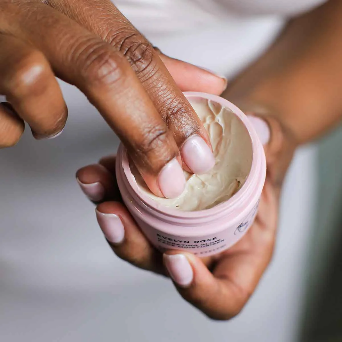 Hydrating Glow Face Moisturiser - 50ml - Image 2