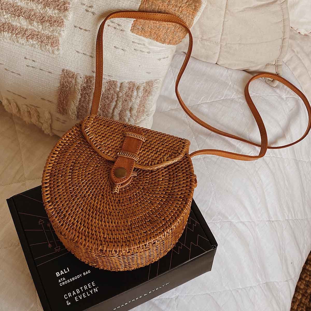 Ata Crossbody Bag - Image 4